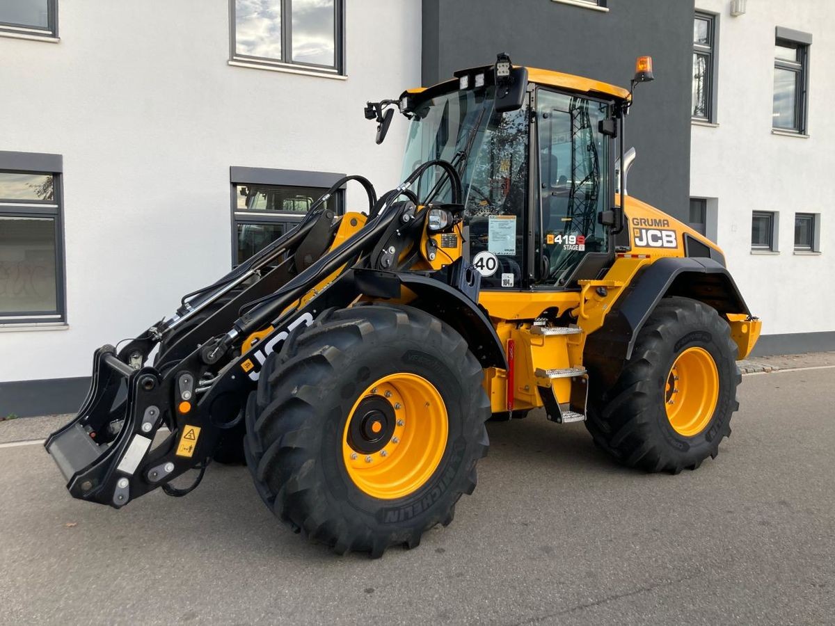 JCB 419