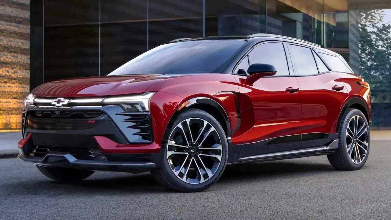 What is the oil capacity and type for the Chevrolet Blazer? [Chevrolet